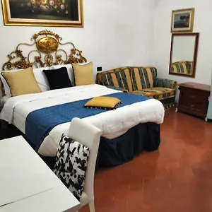 Dom wakacyjny Palace Comfort, Piza